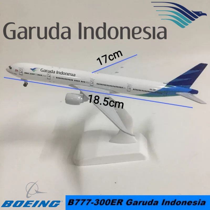 Miniatur Pesawat Garuda Indonesia B777 300ER Lazada Indonesia