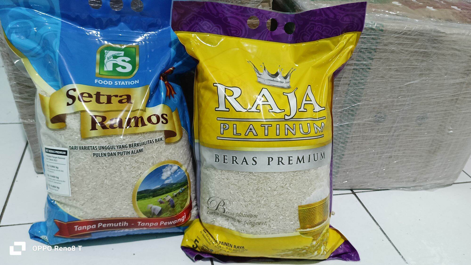 Beras Raja Platinum Dan Food Station Setra Ramos Ukuran Kg Pulen