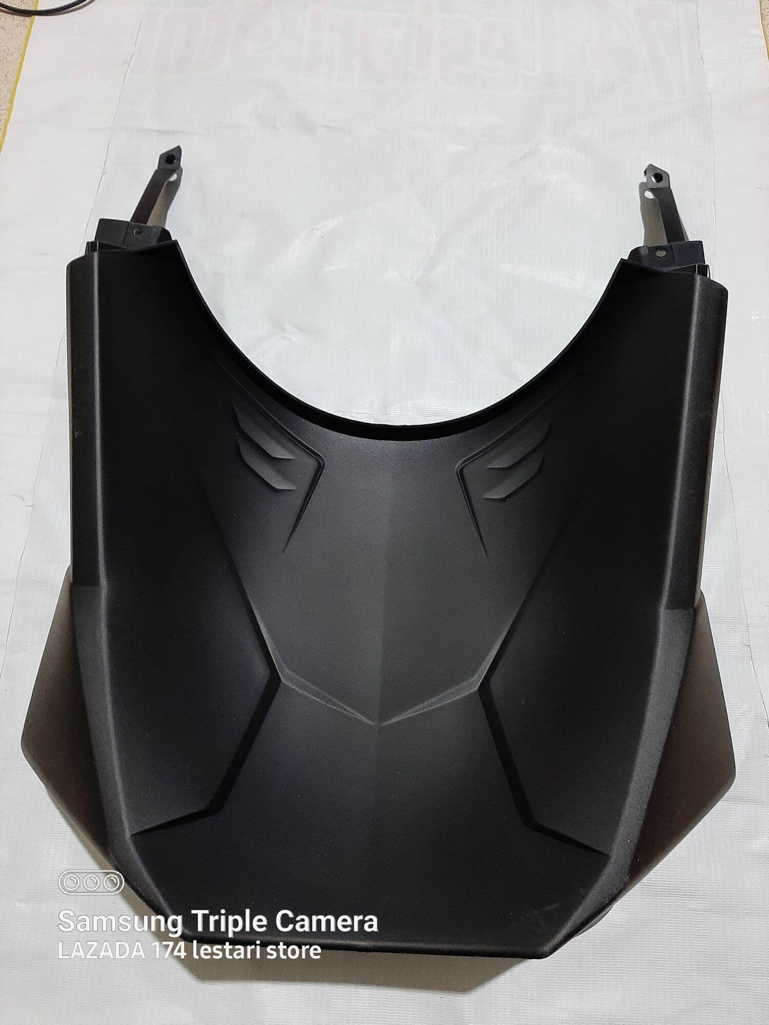 Cover Front Lower Dek Paru Penahan Lumpur Honda Vario Esp