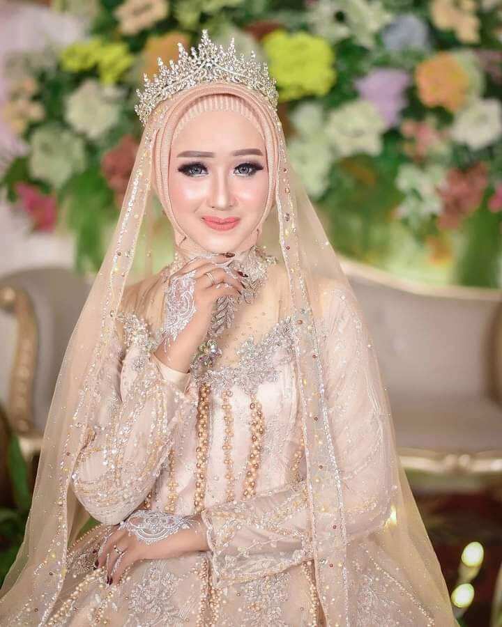 Jasa Edit Foto Biasa Jadi Foto Pengantin Singel Di Cetak Ukuran R