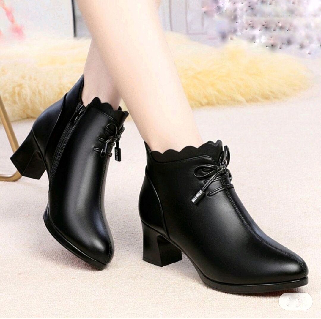 Sepatu Boot Wanita Victoria Hitam Renda Lazada Indonesia