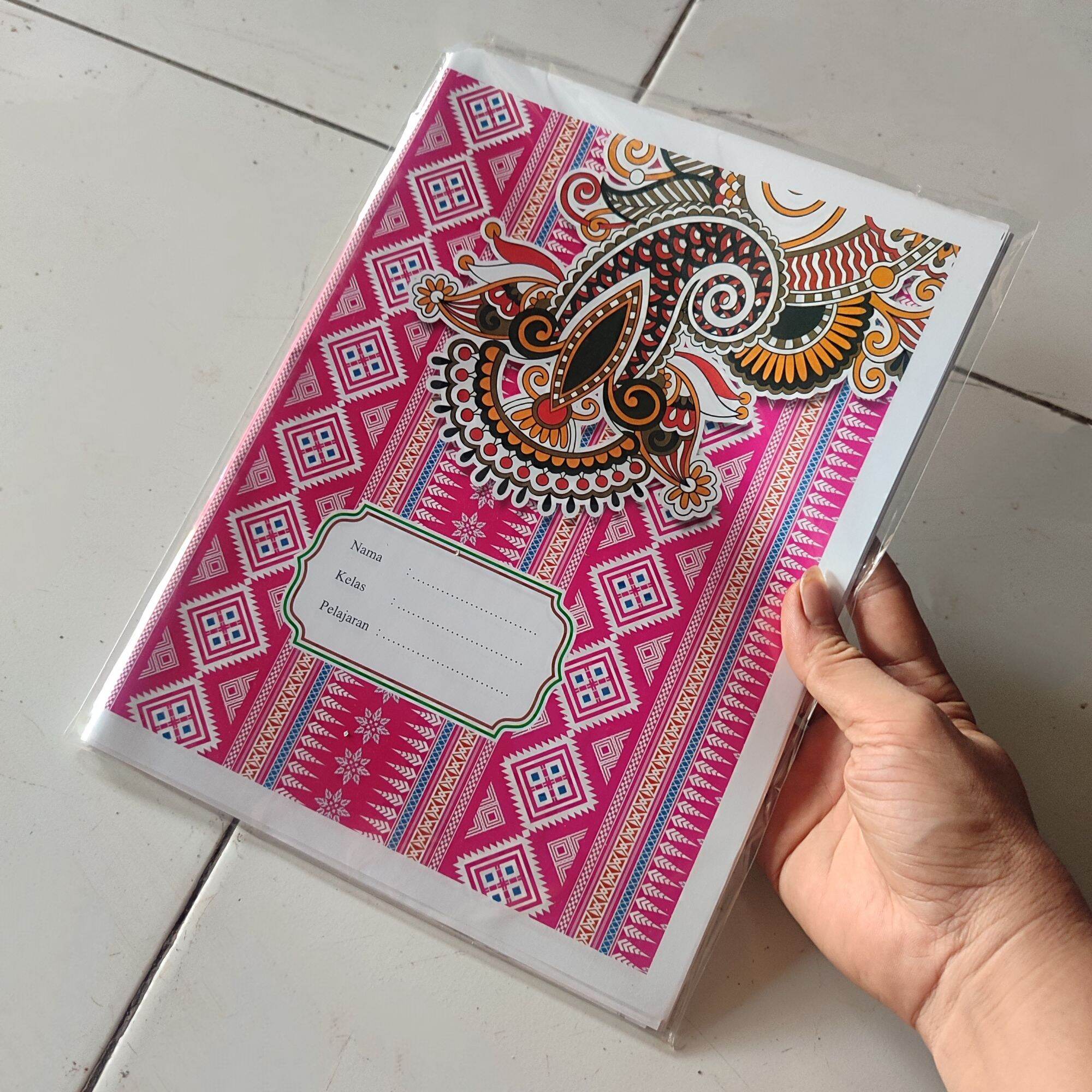 1 Pak Sampul Buku Tulis Batik TEBAL Isi 20 Lembar Ukuran Boxy Campus