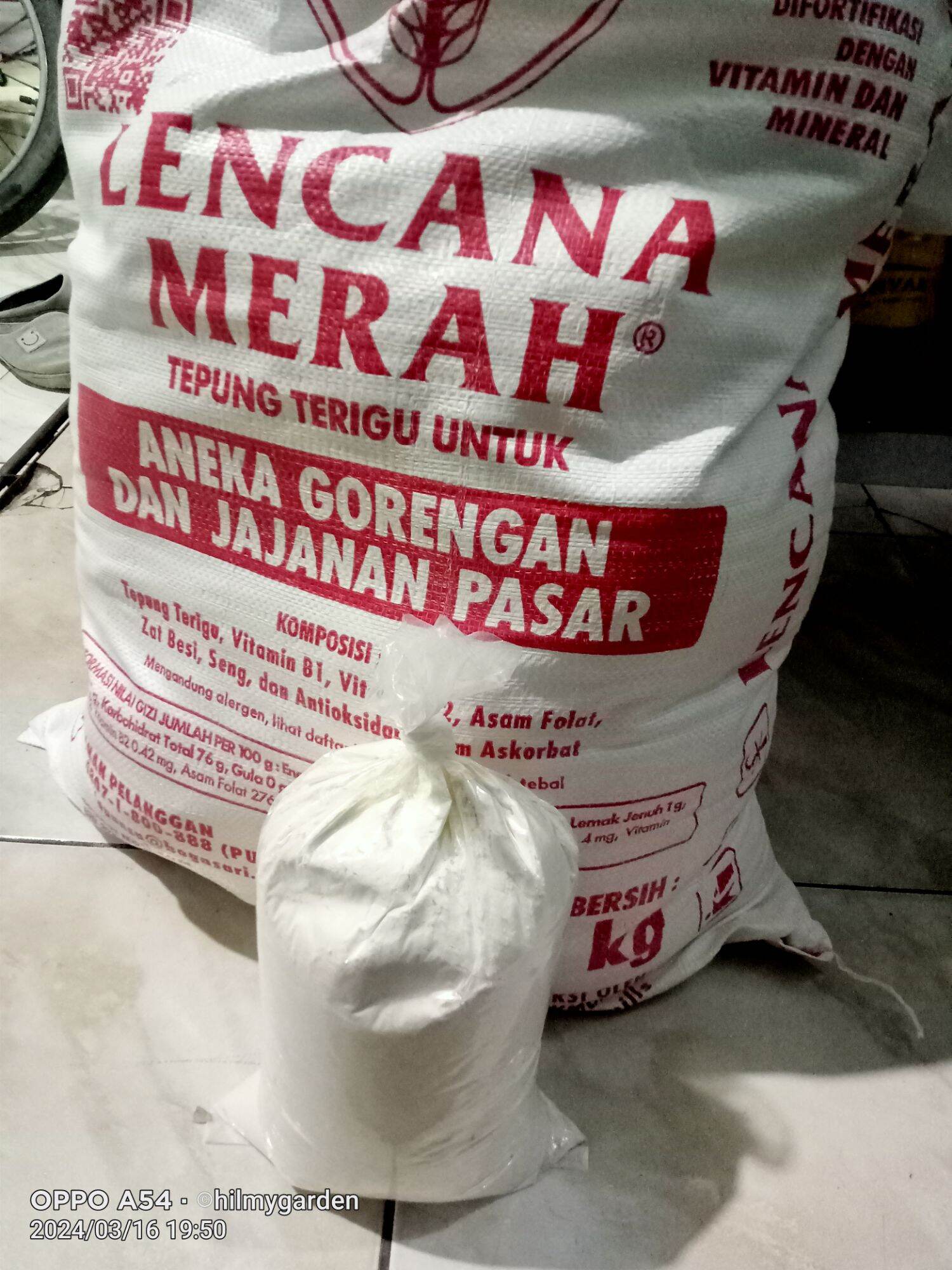 Tepung Terigu Lencana Merah Repack 1 Kg Lazada Indonesia