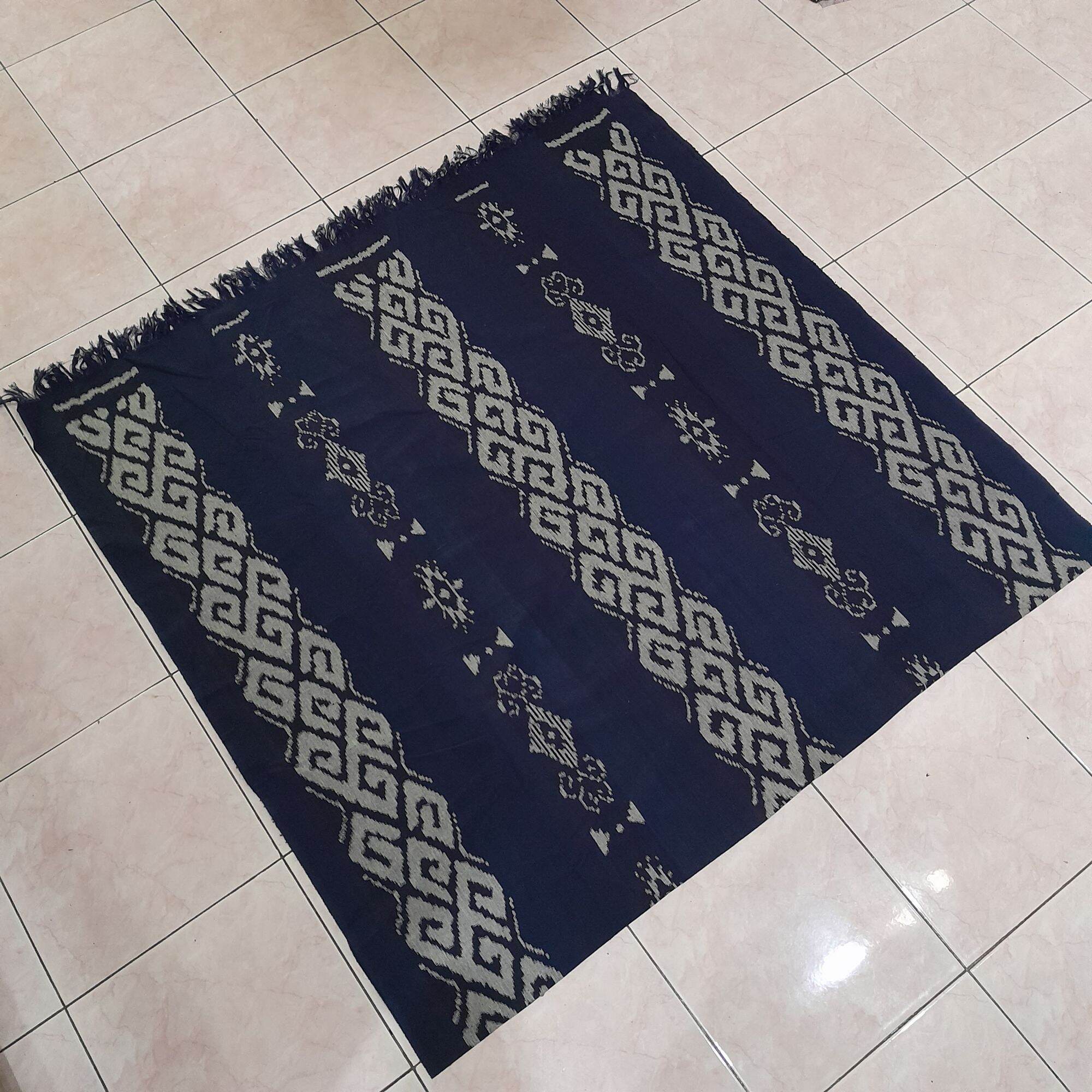 Kain Blanket Tenun Ikat Etnik Nusantara Motif Kalimantan Sulawesi