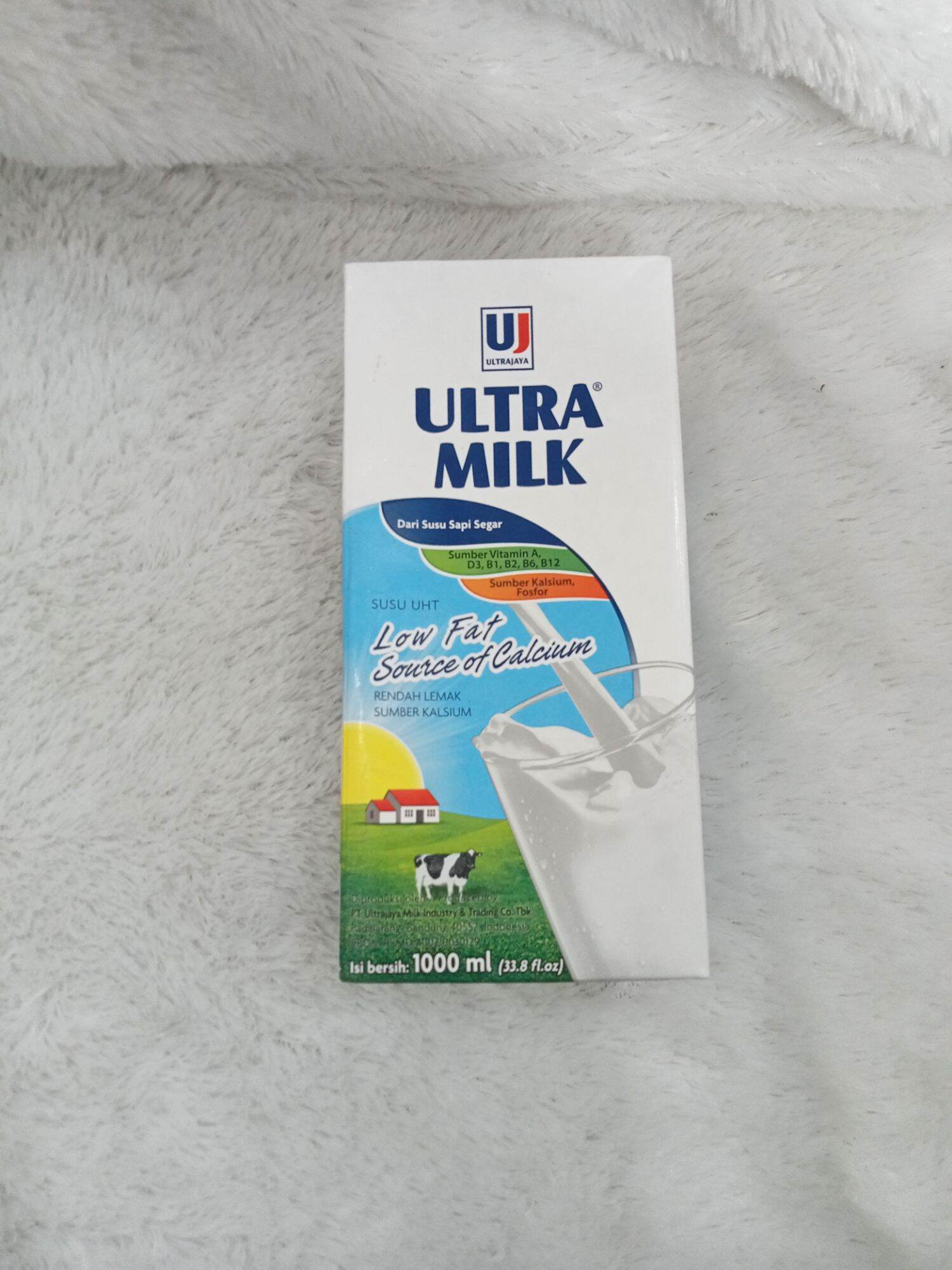 SUSU ULTRAMILK LOW FAT 1000 ML SUSU MURNI SUSU SEGAR Lazada Indonesia