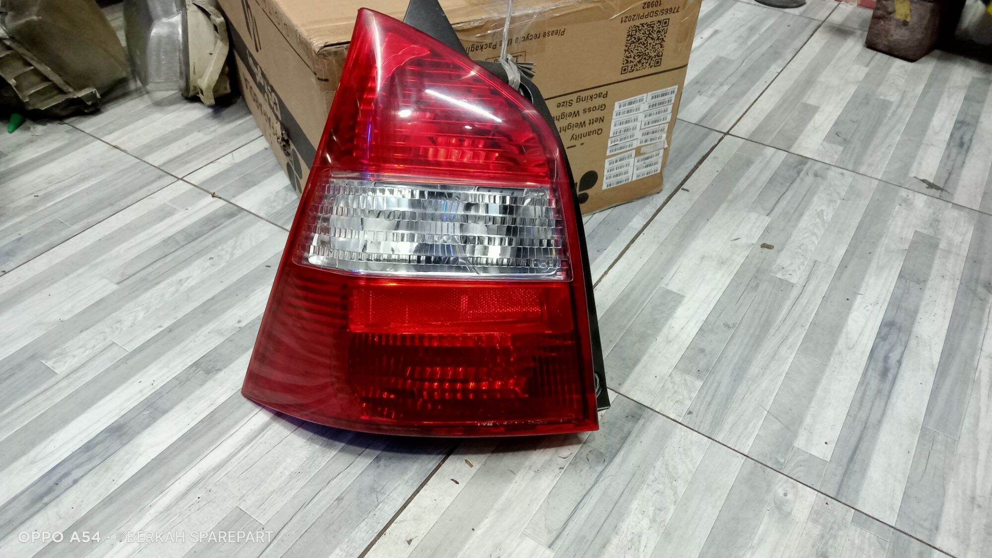 Stoplamp Lampu Belakang Nissan Grand Livina