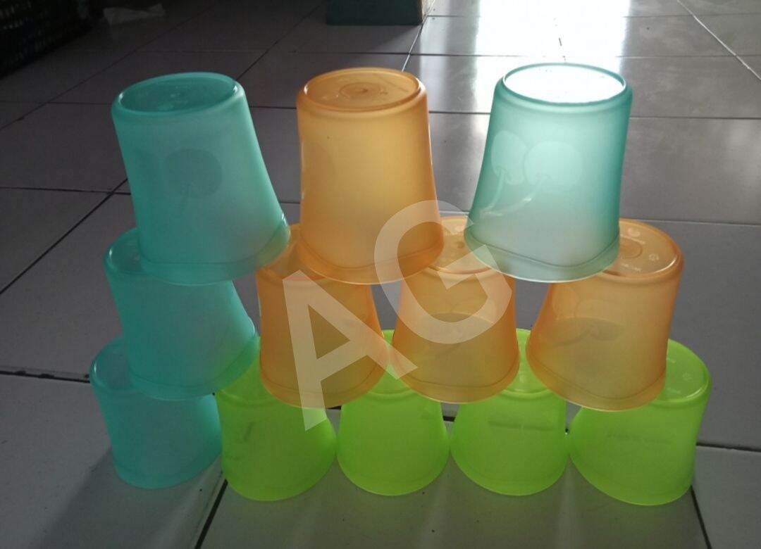 12 Gelas Plastik Warna Murah Gelas Chery Plastik Warna Warni Gelas