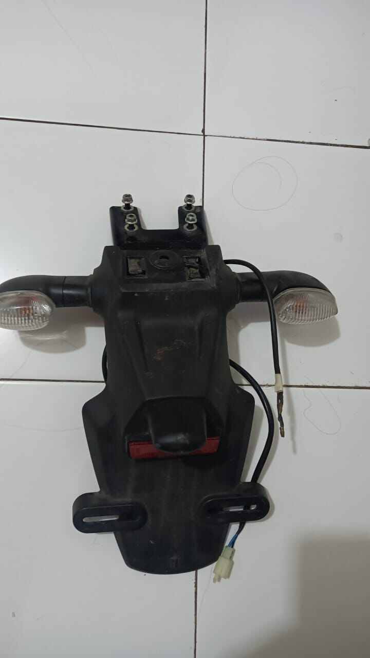 Spakbor Belakang Yamaha Xsr 155 Original Full Set Lazada Indonesia