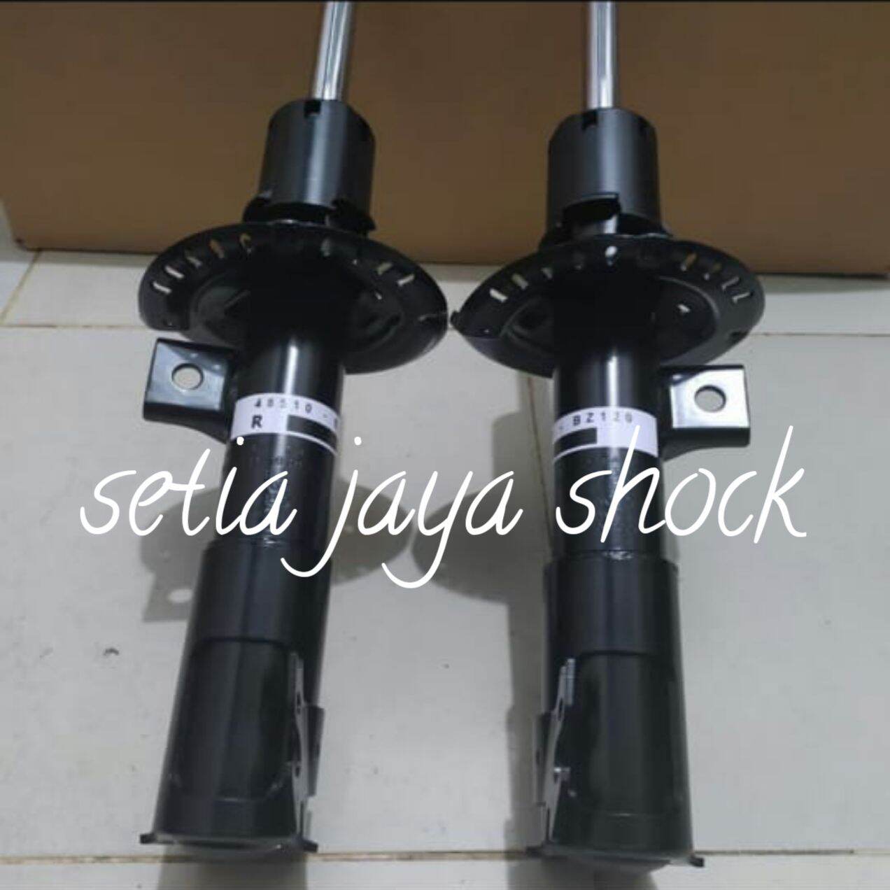 shockbreaker depan Toyota sienta sepasang Harga  600,000 Ringgit*Penghantaran Percuma