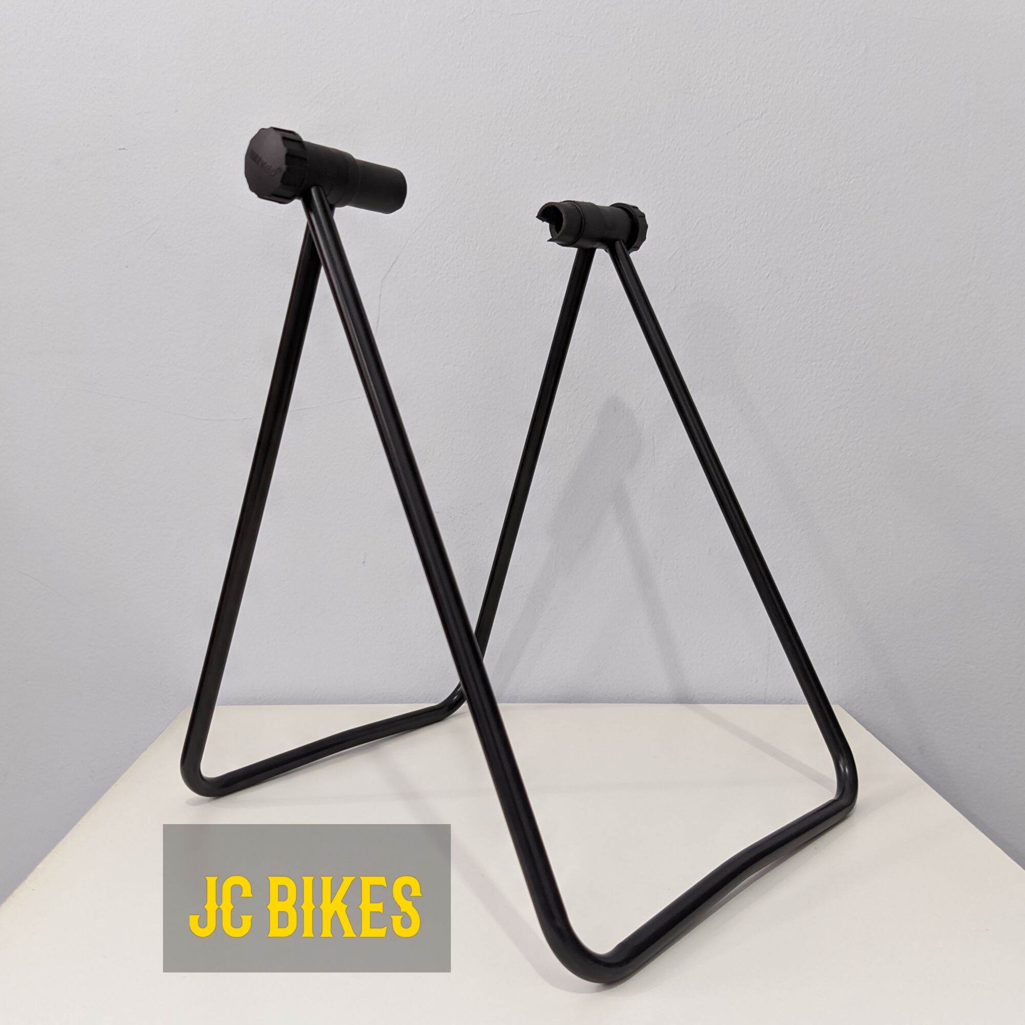 bicycle paddock stand