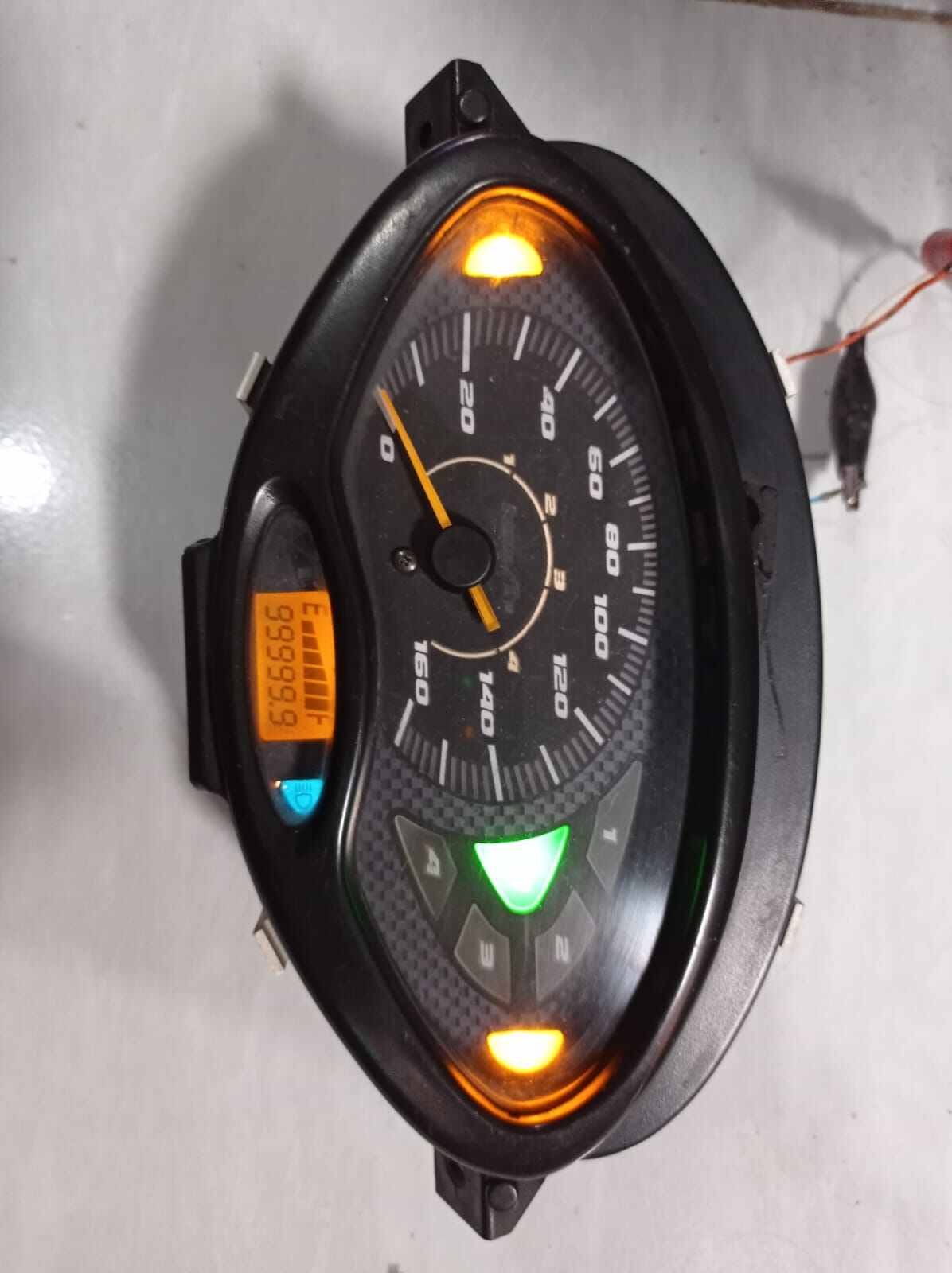 speedometer Honda karisma D shoket putih angka 9 semua SECOND original
