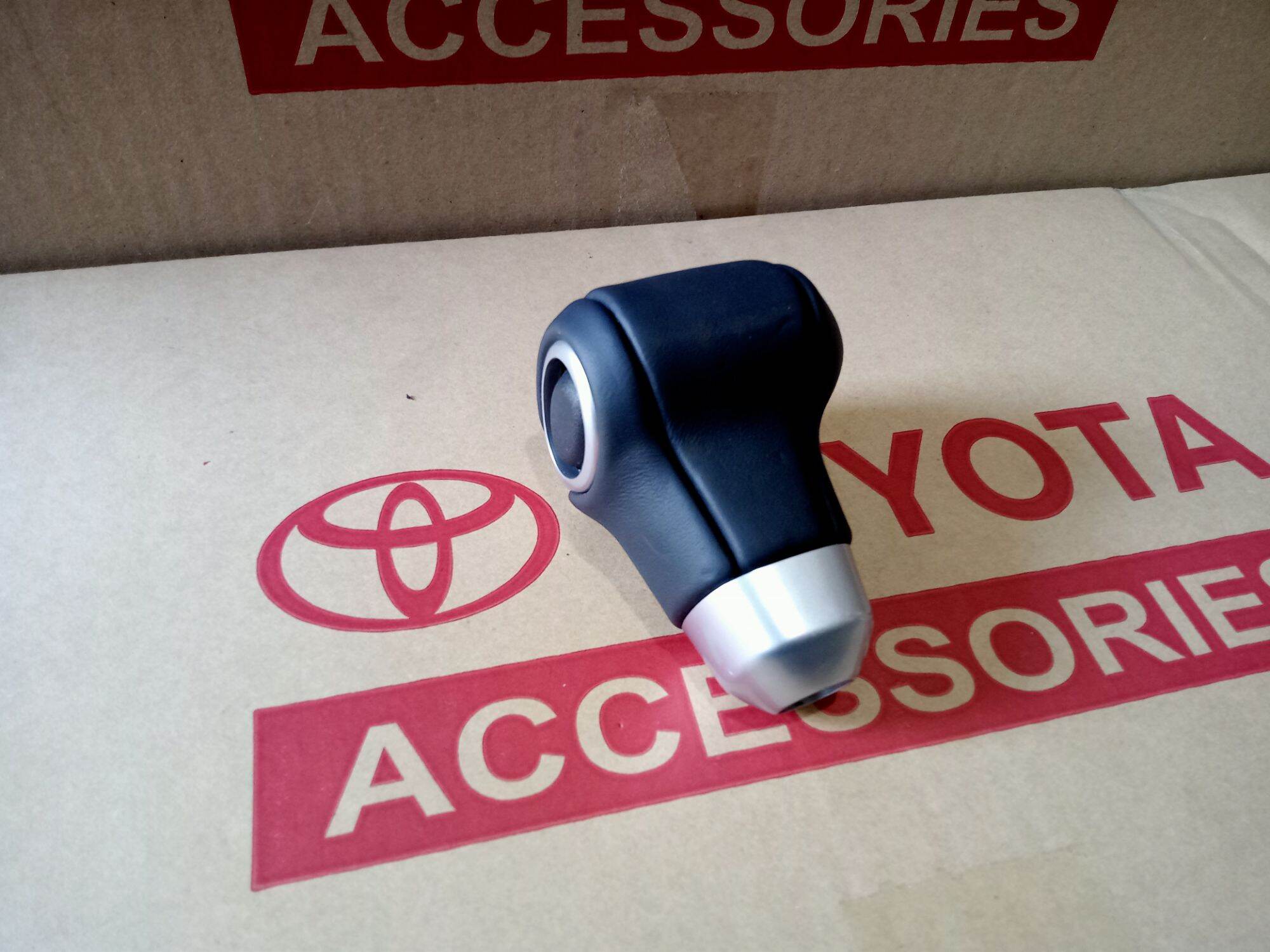 knop handle Toyota Innova zenix hybrid original | Lazada Indonesia