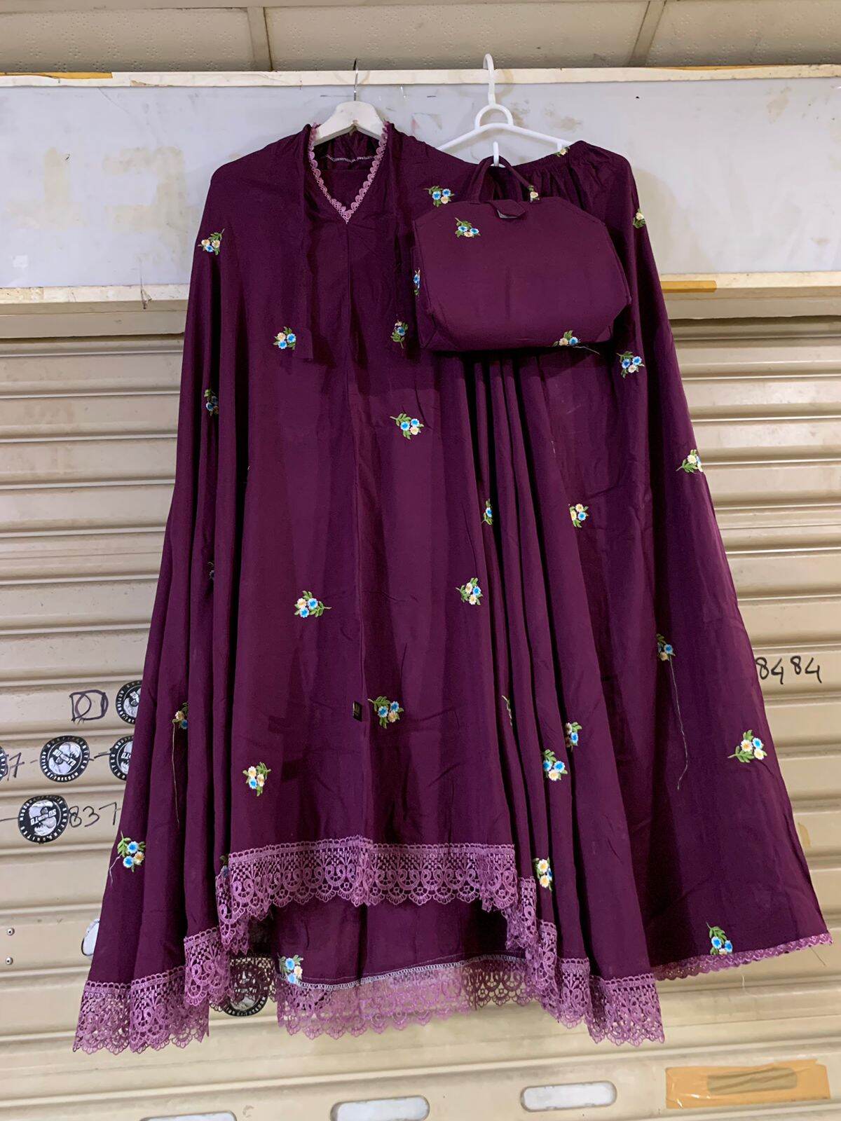 Premium embroidery/rayon embroidered Mukena