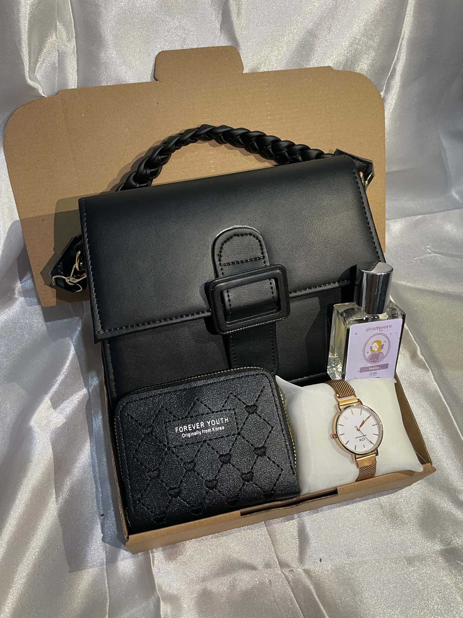 Hampers Giftbox tas Impor Blac Series Kado untuk Cewe Ulangtahun Wisuda Anniversary pernikahan