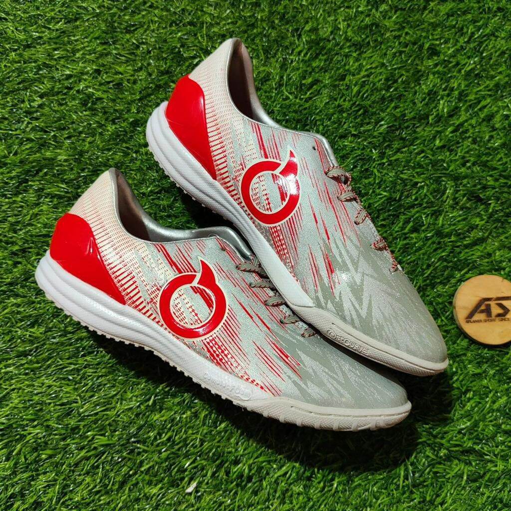 sepatu futsal ORTUSEIGHT CATALYST LEGION UNITY IN TERBARU | Lazada