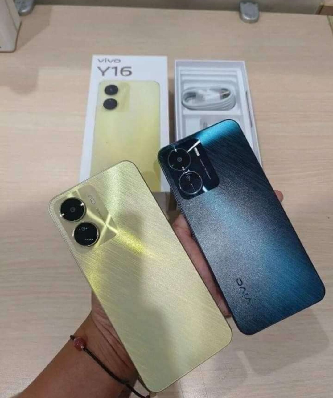 Vivo y16 Baru garansi 1 Thun Harga  1,450,000 Ringgit*Penghantaran Percuma