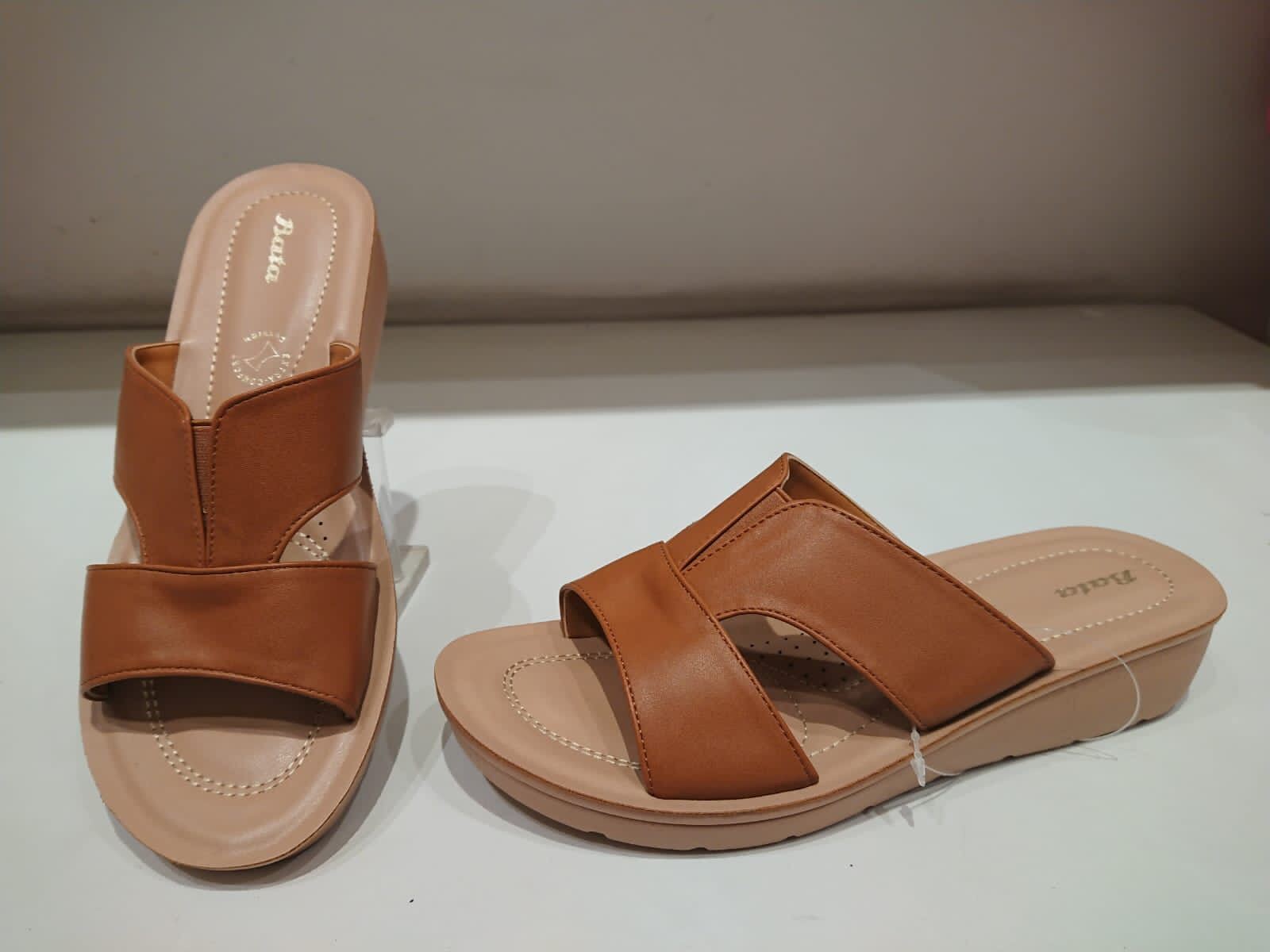 Sandal deals wedges bata