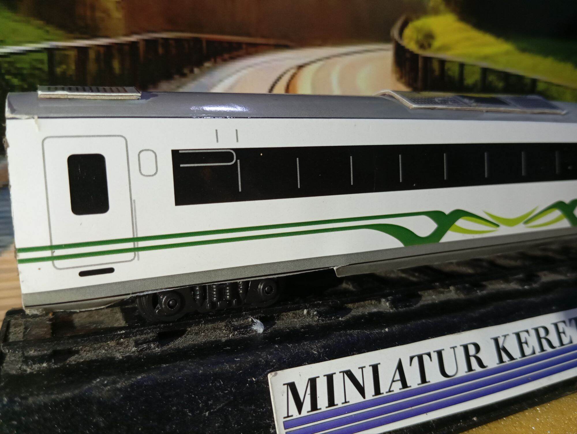 Miniatur Gerbong Kereta Api Livery Go Green Lazada Indonesia