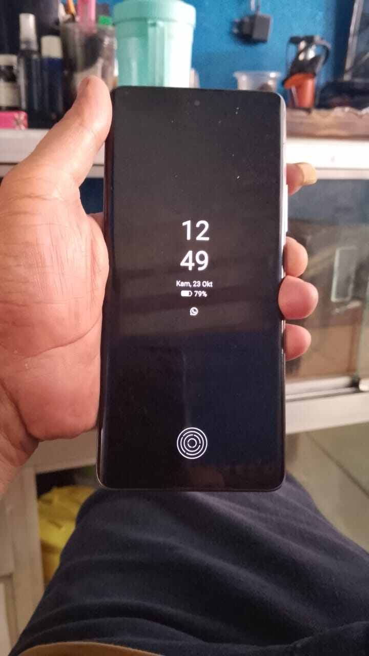 Used HP Ram 8/256 bar Harga  3,000,000 Ringgit*Penghantaran Percuma
