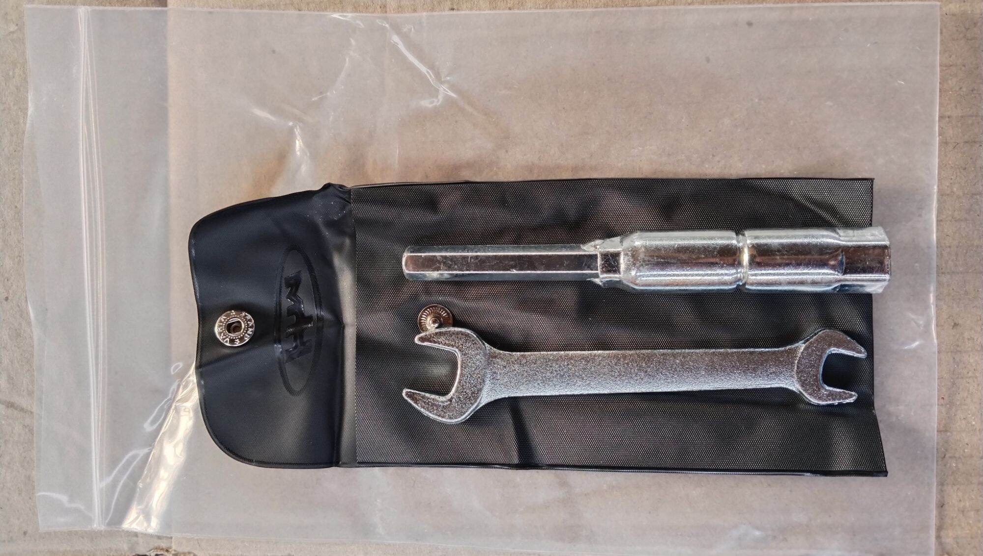 Tolkit Oggy Harga 25,000 rupiah*Gratis Ongkir