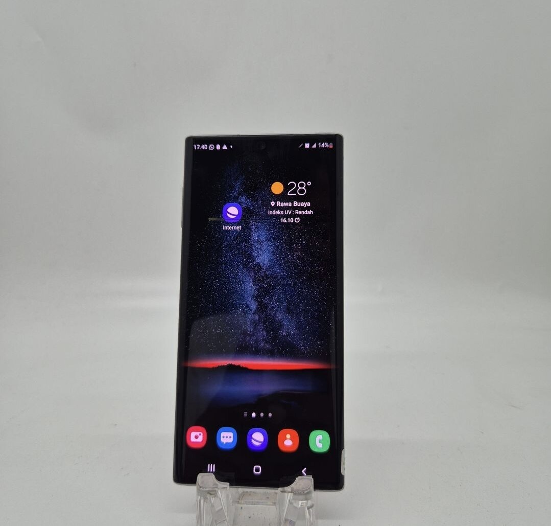 Samsung Galaxy Note 10 8GB/256GB – Unit Only Harga  1,332,336 Ringgit*Penghantaran Percuma