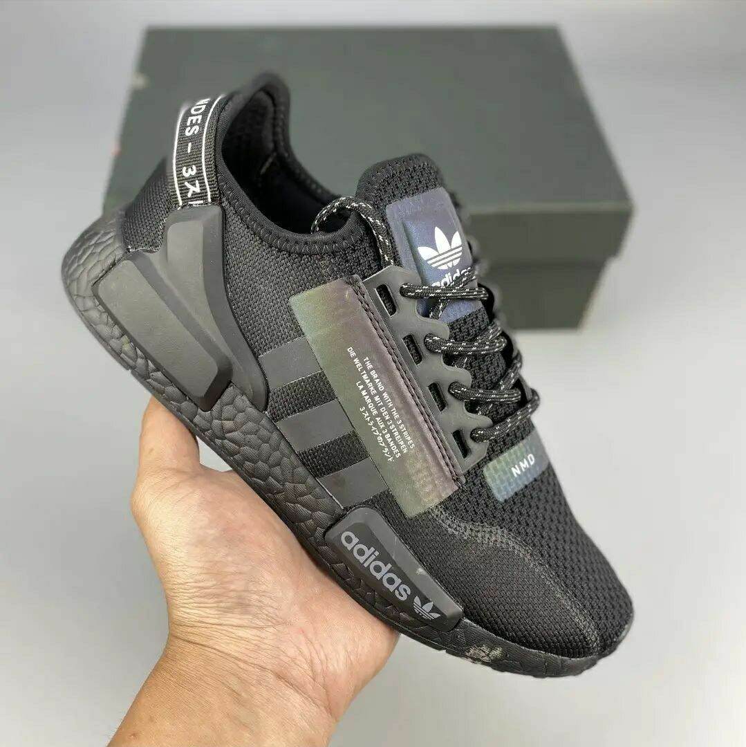 Sepatu sales nmd r1