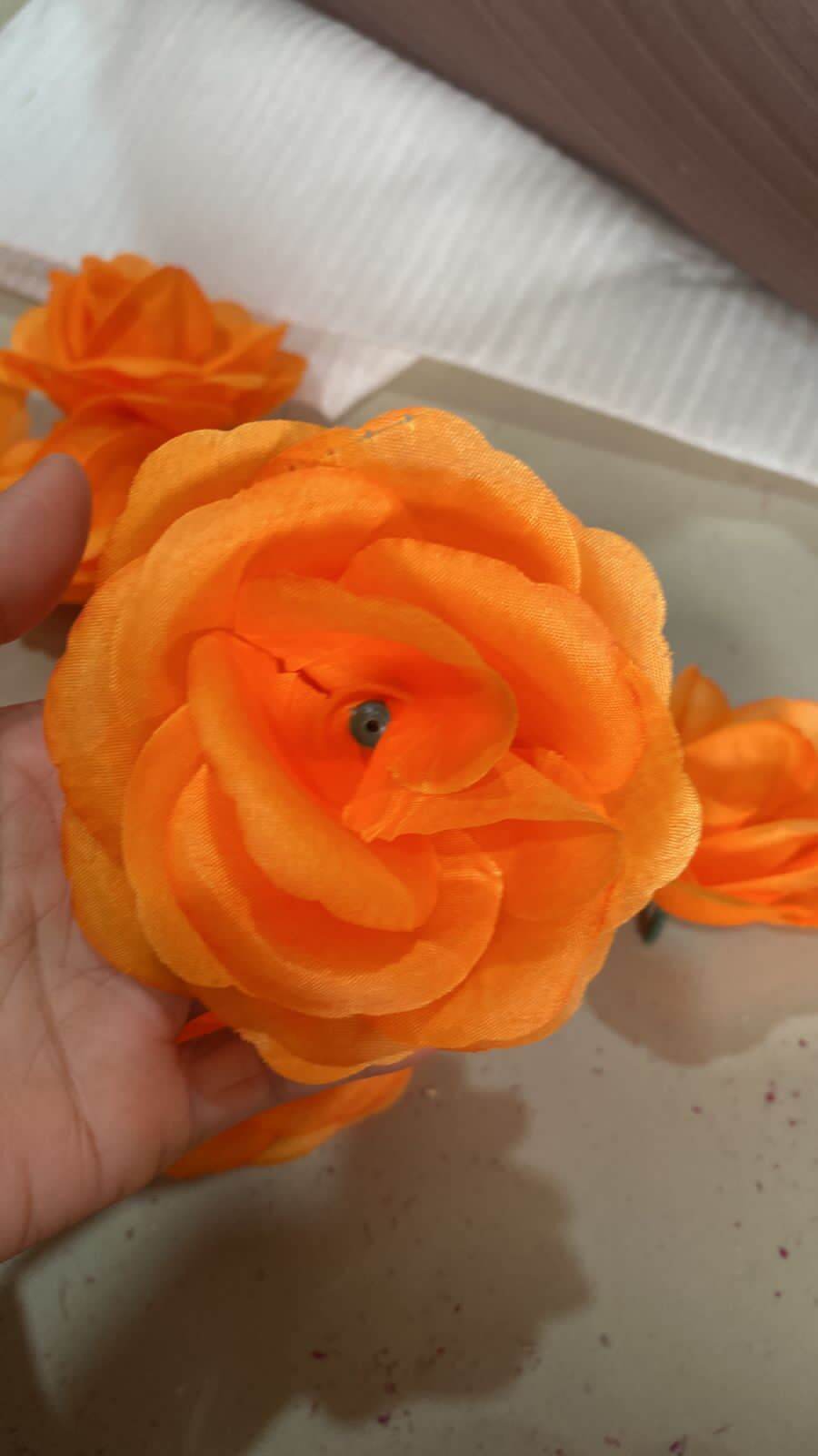 Bunga Plastik Mawar Kuntum Kelopak Rose Artificial Backdrop Dekorasi Seserahan Hantaran Mahar