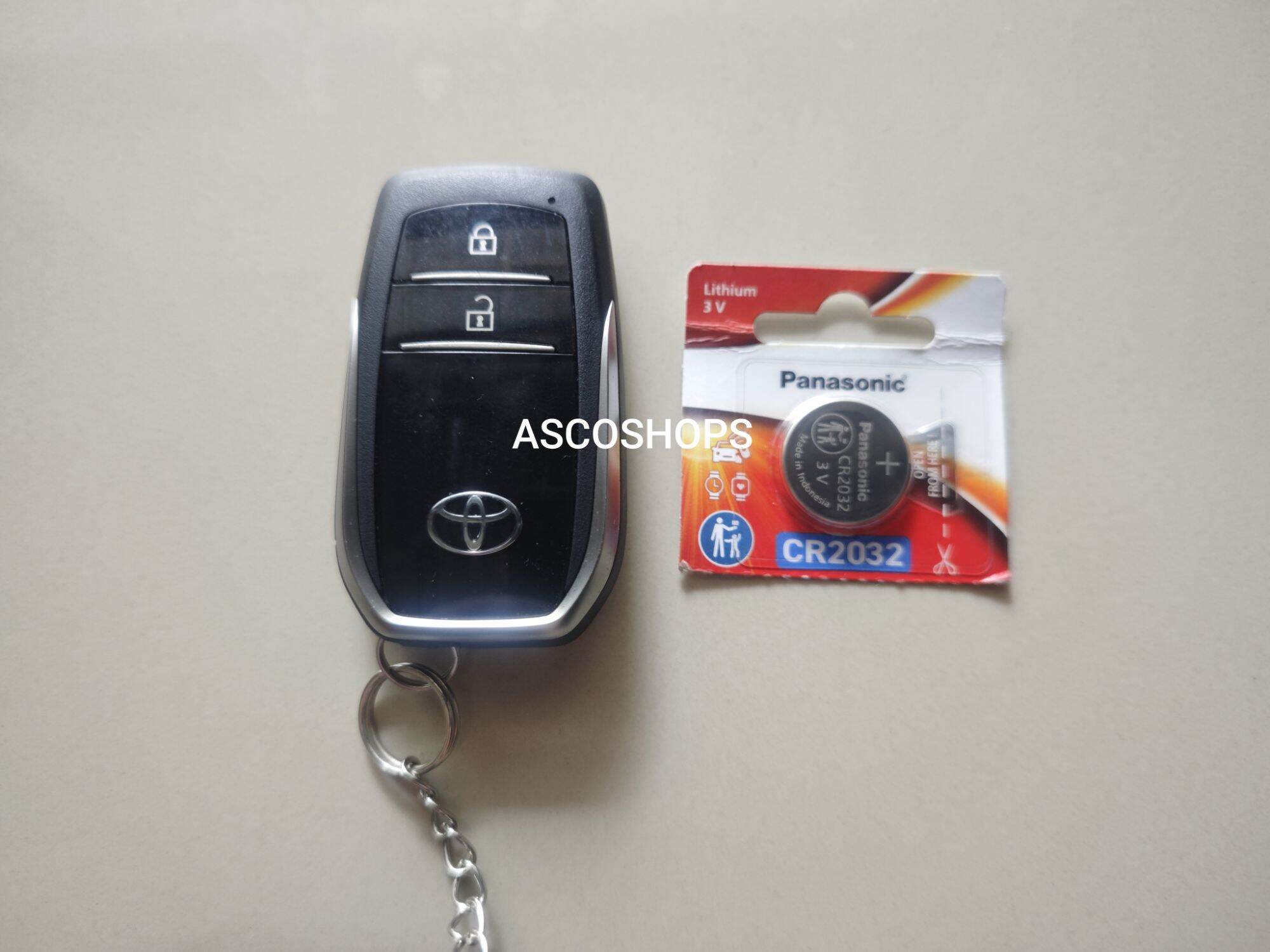 Baterai remote smartkey toyota Zenix G V Q original panasonic CR2032 batere remot alarm Zenix semua tipe bensin dan hybrid CR 2032 panasonic battery smart key zenix hibrid all type Harga 15,000 rupiah*Gratis Ongkir