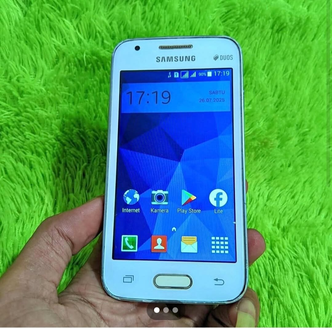 100K Samsung gaalaxi V + HP good seamless second ready to use Giá 50,000 Đồng*Miễn phí vận chuyển
