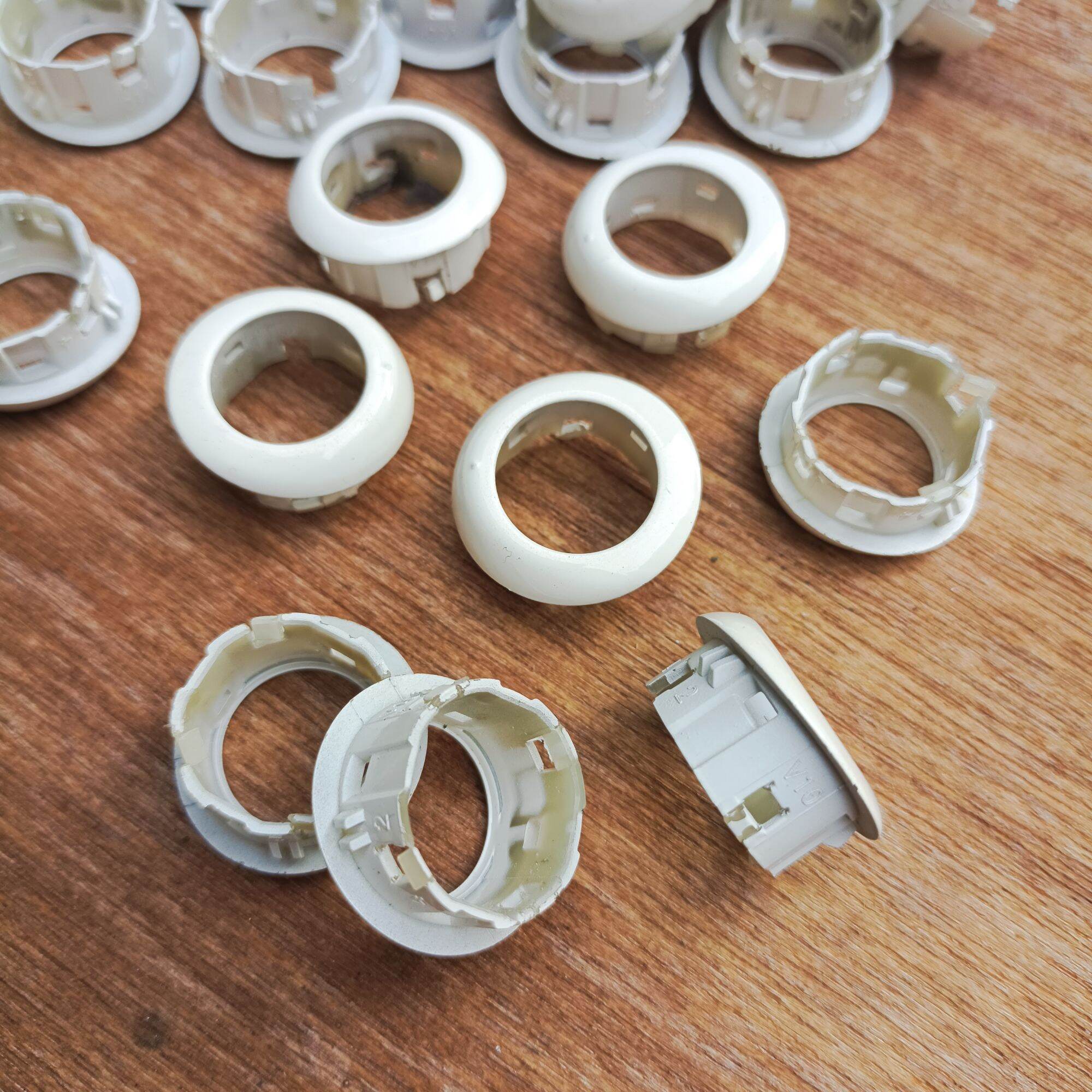 ring sensor ring cover ring sensor fortuner vrz original Harga 50,000 rupiah*Gratis Ongkir