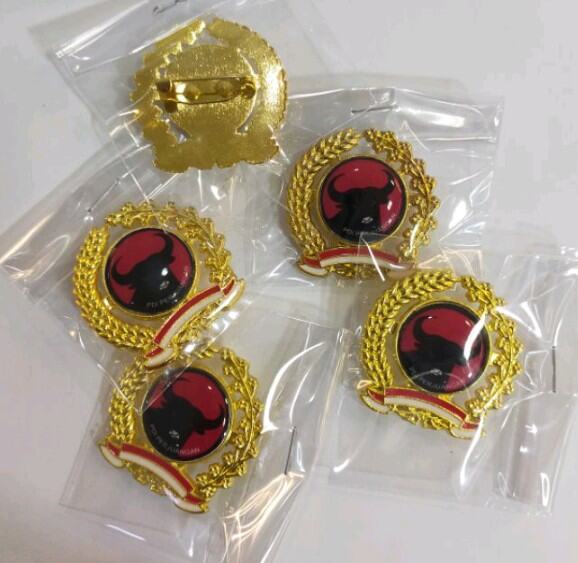 Pin Partai Pdi Perjuangan Lazada Indonesia