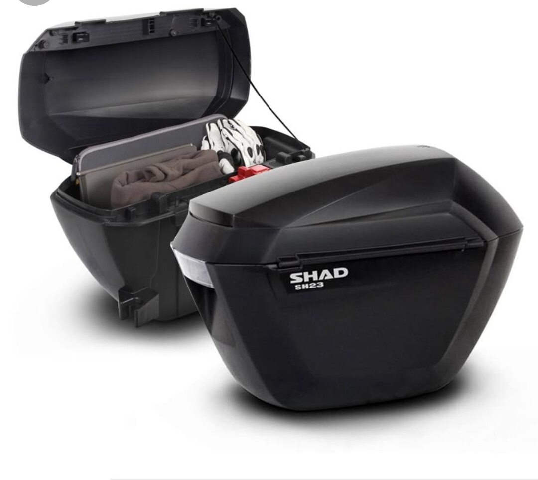 side box Shad sh23 Harga 1,360,000 rupiah*Gratis Ongkir