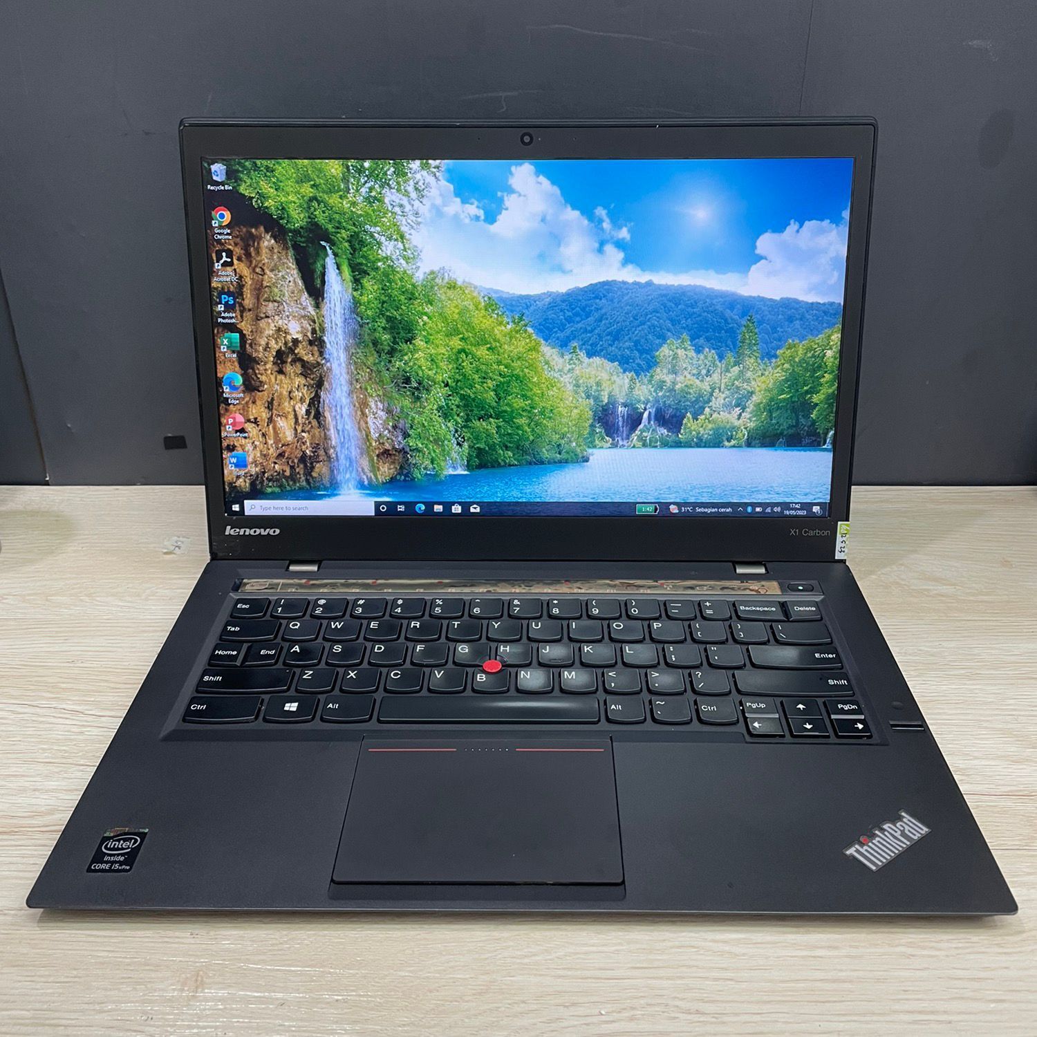 Thinkpad X1CarbonGen5 i5 ssd256 きよさん Thinkpad X1 Carbon 第5