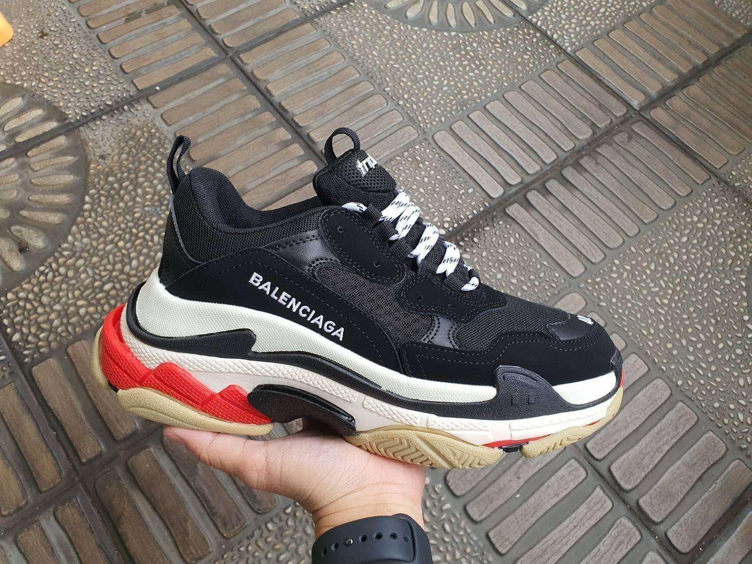 balenciaga triple s low top sneaker