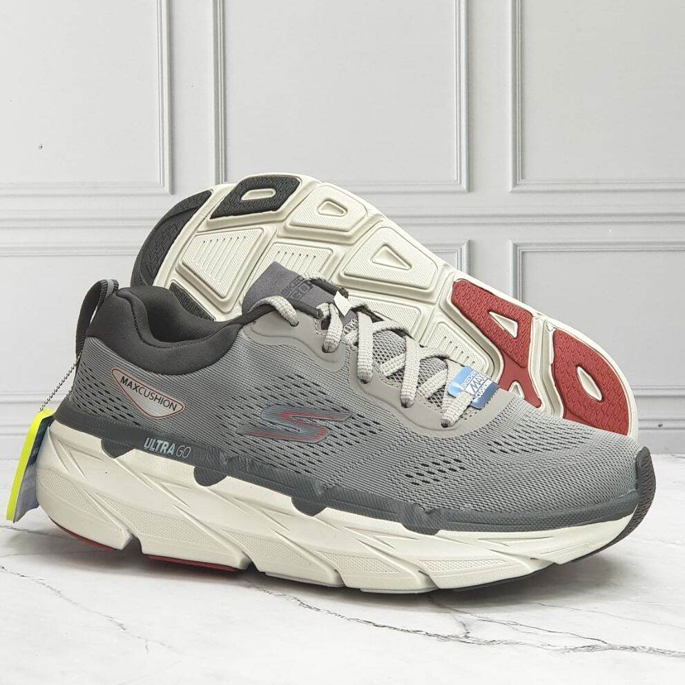 SEPATU SKECHERS ULTRA GO MAX CUSHIONING SNEAKERS PRIA SEPATU