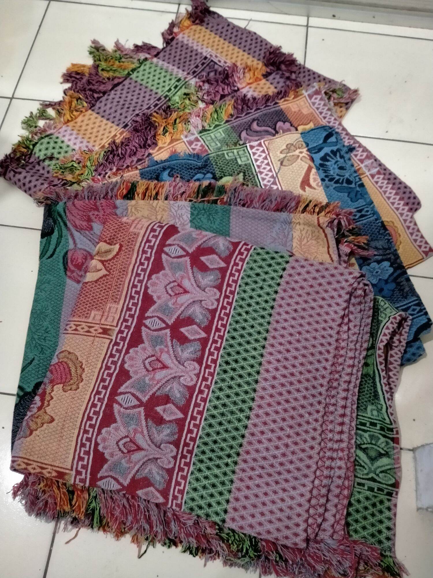 Hambal kain rajut, alas lantai, lesehan keluarga atau tenda,soft