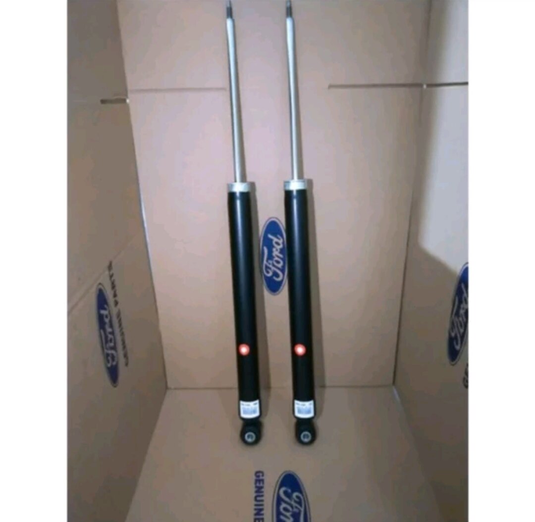 shockbreaker shock absorber Mazda 3 Ford focus belakang original