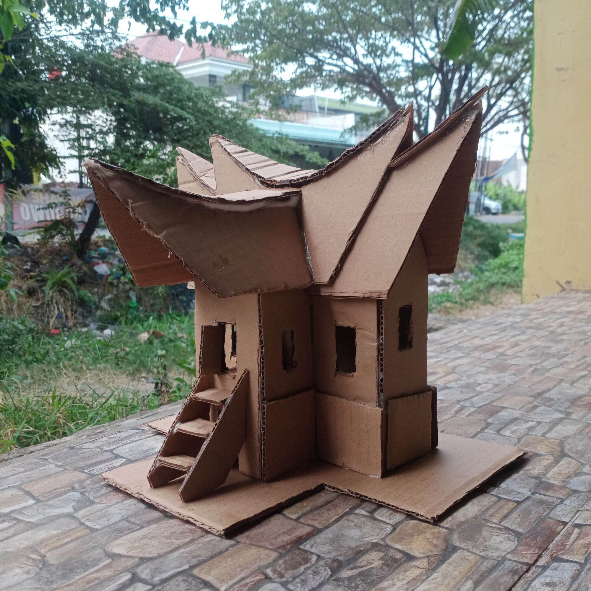 miniatur rumah gadang padang dari kardus atapnya 5 lengkung Lazada