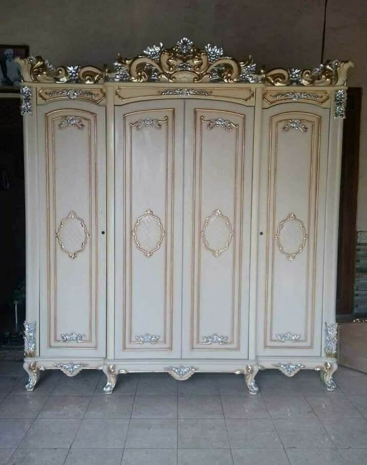 Lemari Pakaian 4 Pintu Kayu Jati Cat Putih Duco Kombinasi Emas Lazada Indonesia
