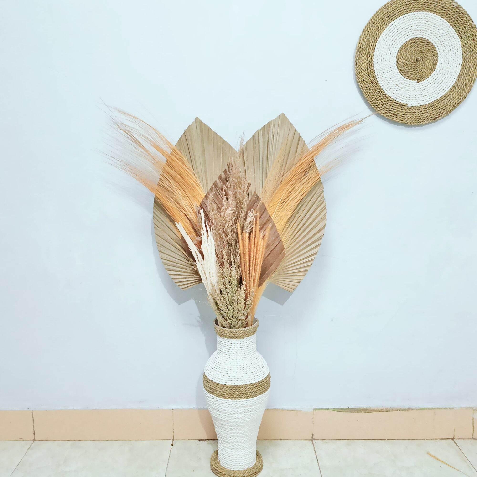 Paket hemat bunga kering aesthetic dan vas tinggi 40 cm cocok untuk dekorasi sudut ruangan