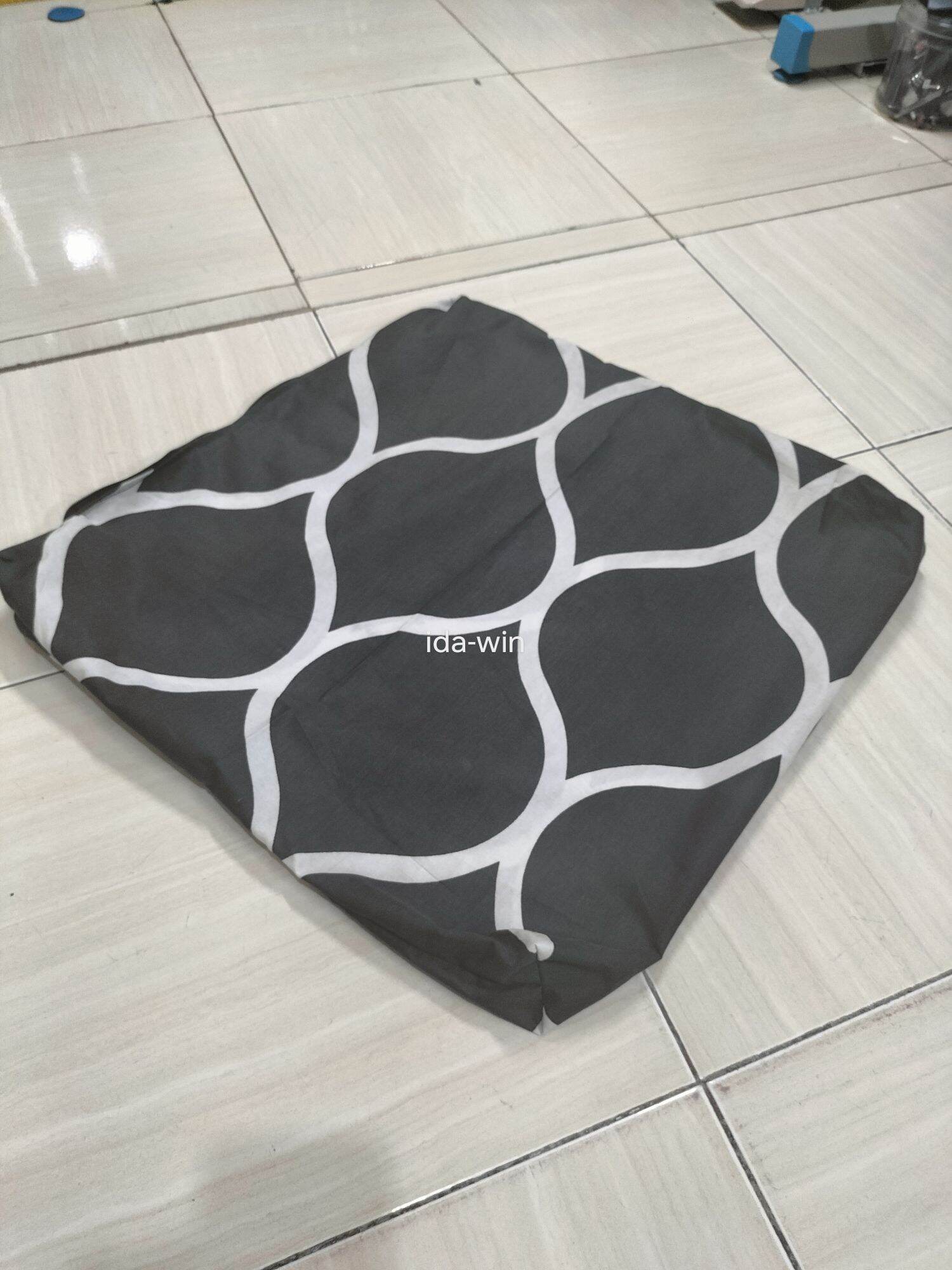Bantal Duduk Motif Minimalis 40x40x5 cm – Cocok untuk Kursi & Lantai