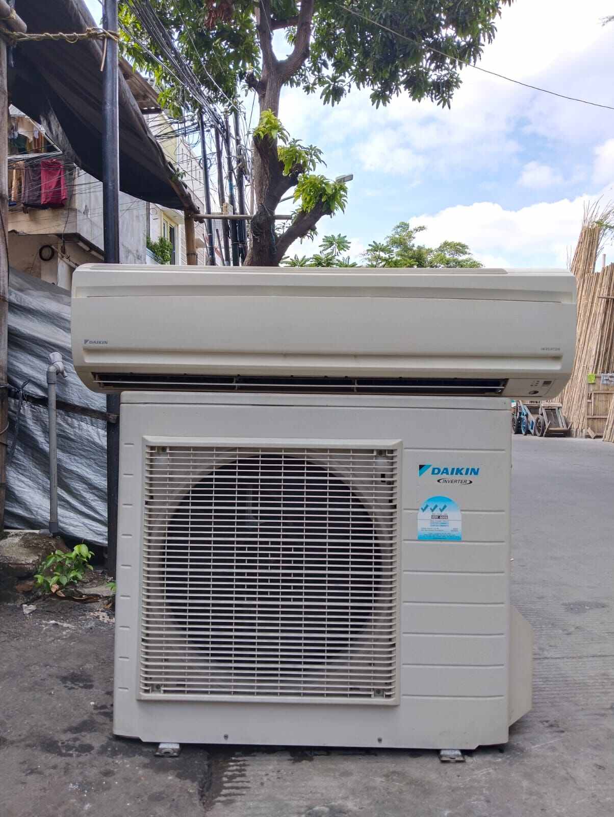 ac daikin inverter r22