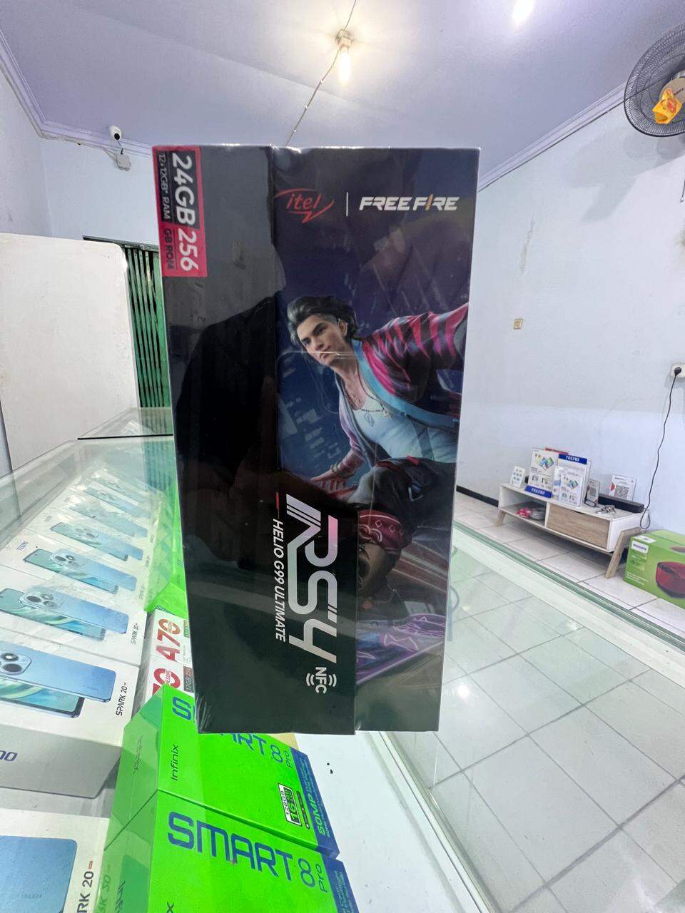itel rs24 12/256GB garansi resmi Harga 2,175,000 rupiah*Gratis Ongkir