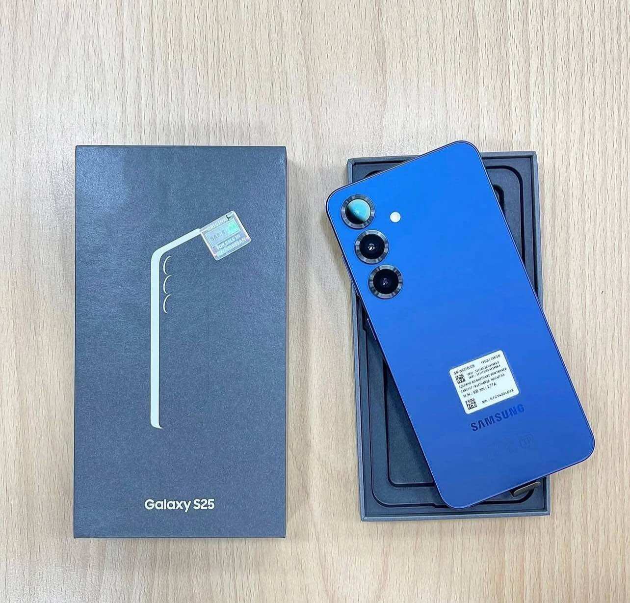 Samsung S25 12/512 Harga 15,593,000 rupiah*Gratis Ongkir