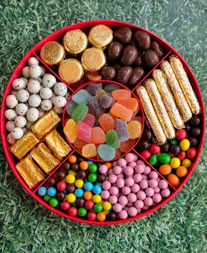 Eid Chocolate Parcel Package in Large Round Jars