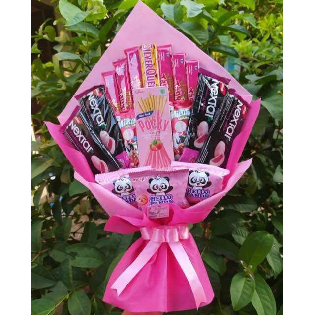(B) BUKET SNACK COKLAT SILVERQUEEN pink VALENTINE DAYS / Anniversary