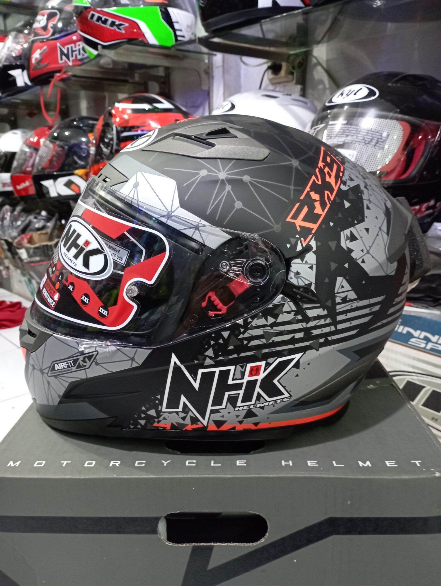 HELM NHK RX9 MOTIF SERIES DOUBLE VISOR SNI DOT ORIGINAL Harga 665,000 rupiah*Gratis Ongkir