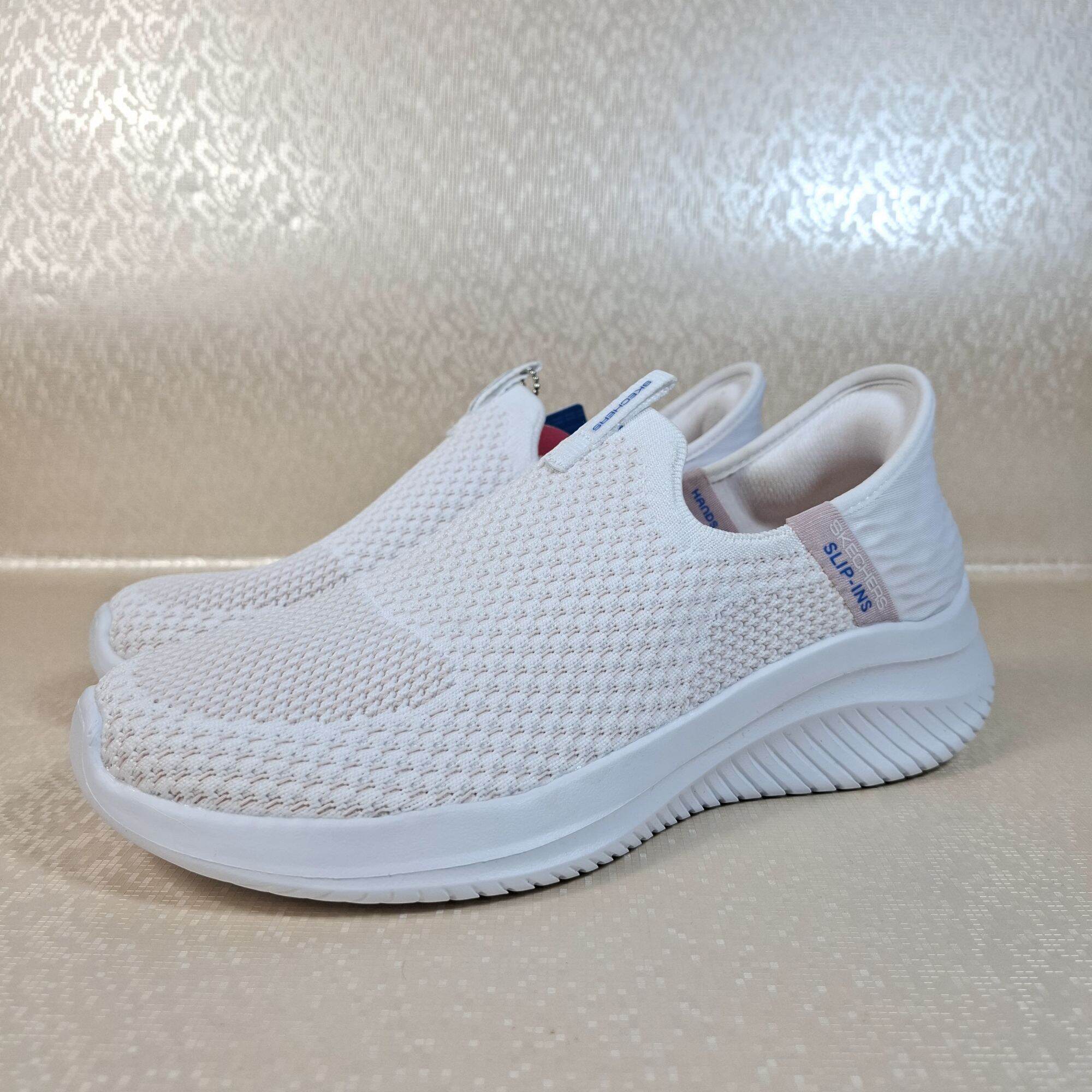 SEPATU SKECHERS SLIP INS SHINY WOMEN/SKECHERS SLIP INS SHINY