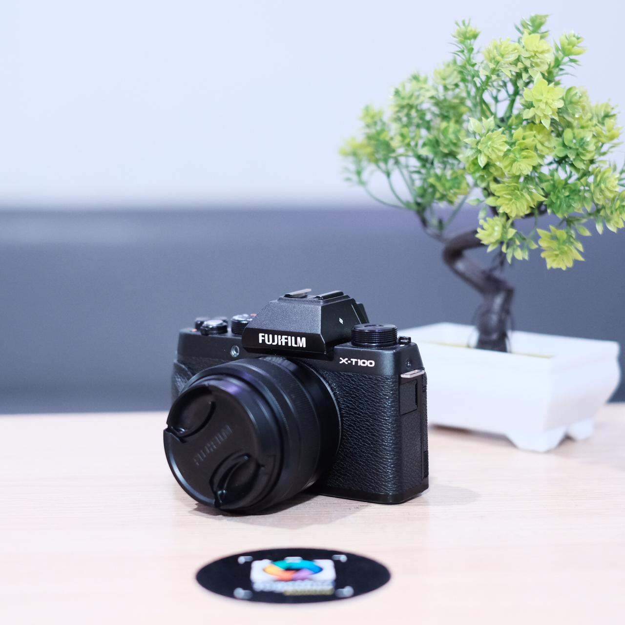 Fujifilm xt100 x-t100 with lensa kit 15-45mm second terbaik