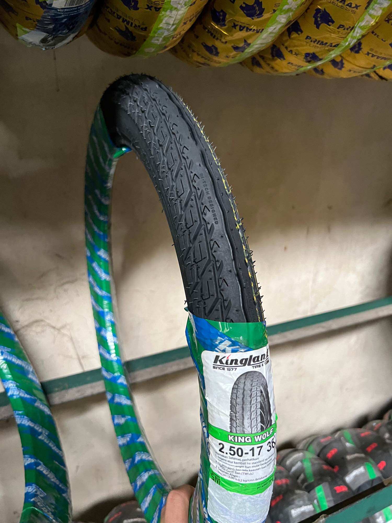 New Original Bebek Tires 100% Kinglang Ring 17 250 or 275 Supra Revo Blade Jupiter Vega Smash Shogun Harga 169,920 rupiah*Gratis Ongkir